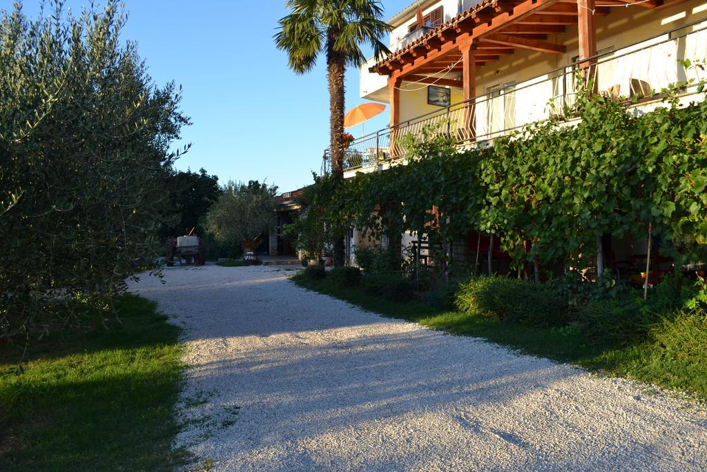 Viva Molindrio Apartment Poreč Exterior foto